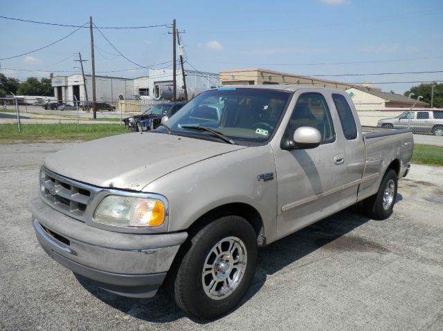 Ford F150 1997 photo 2