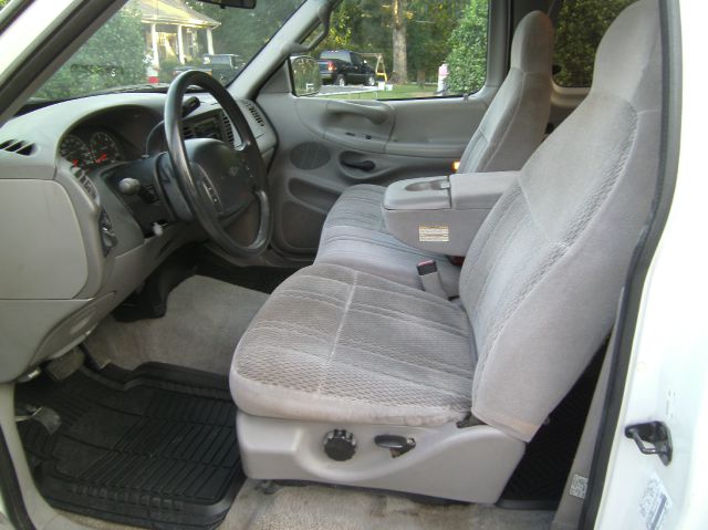 Ford F150 XS Sport Utility 4D Pickup Truck