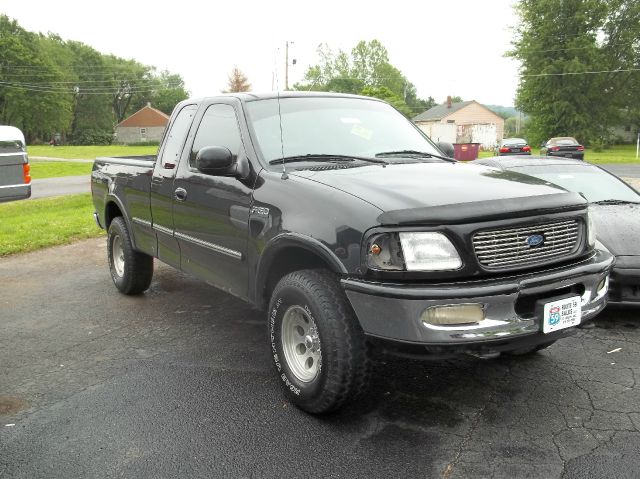 Ford F150 4dr Pick Up Pickup Truck