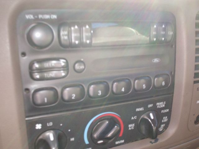 Ford F150 1997 photo 2