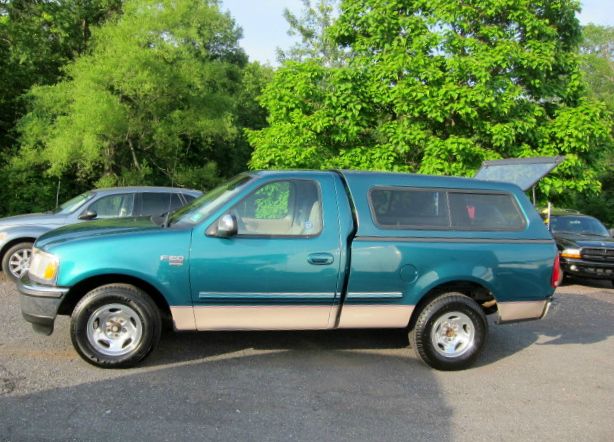 Ford F150 1998 photo 1
