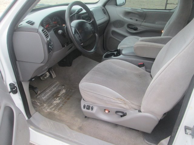 Ford F150 LT Z-71 Crew Cab 4x4 Pickup Truck