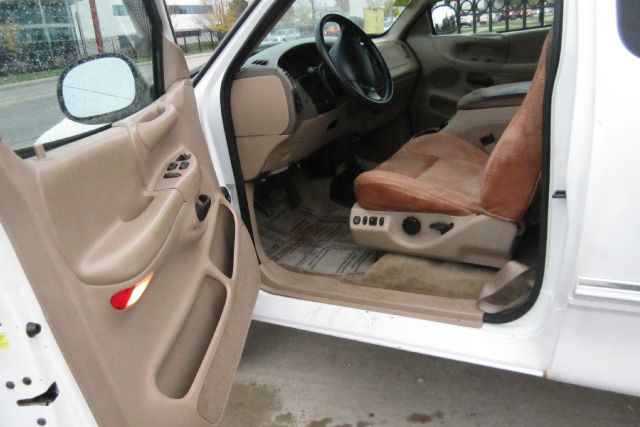 Ford F150 SE Well Kept Alloy Wheels Pickup Truck