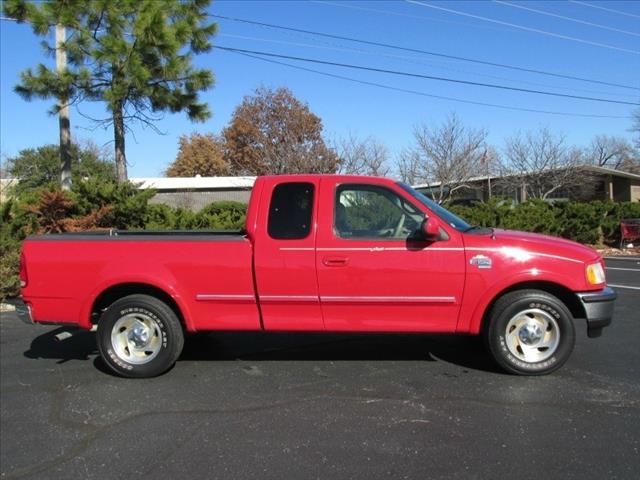 Ford F150 1998 photo 2