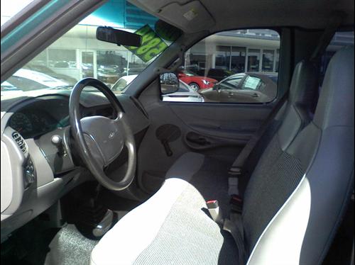 Ford F150 1998 photo 1