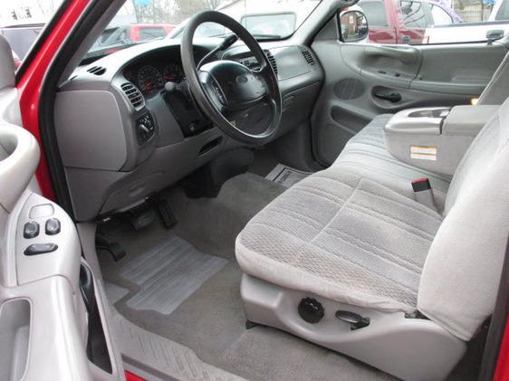 Ford F150 1998 photo 2