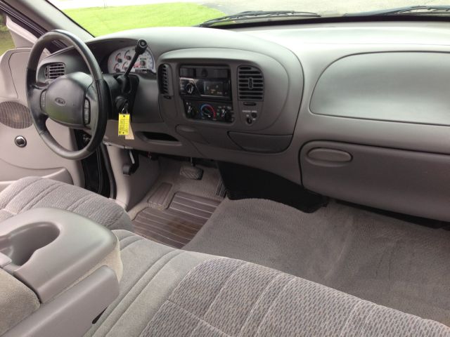 Ford F150 1998 photo 21