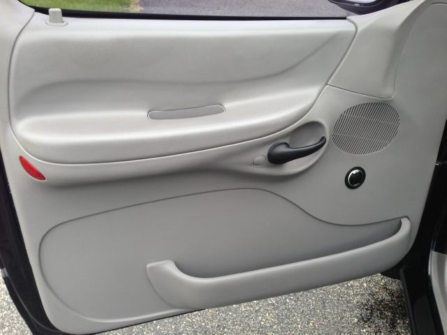 Ford F150 1998 photo 25
