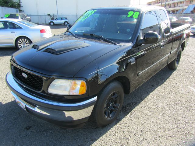 Ford F150 1998 photo 2