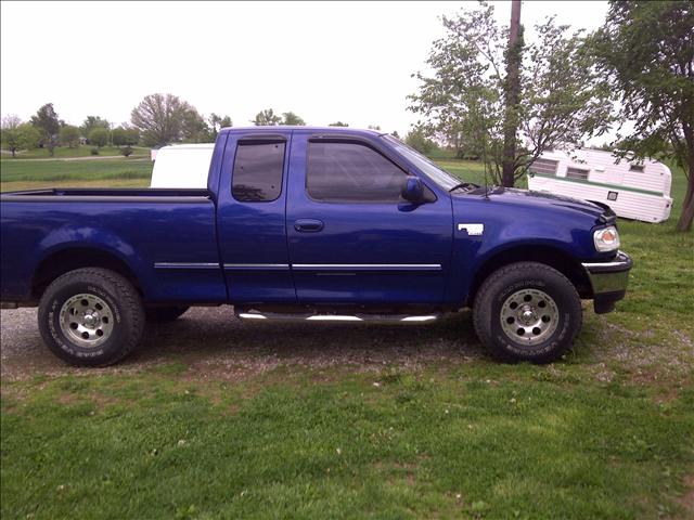 Ford F150 1998 photo 1