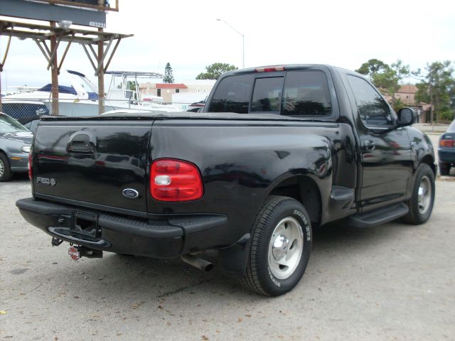 Ford F150 1998 photo 1