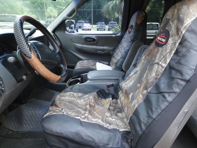 Ford F150 SLT 1 Ton Dually 4dr 35 Pickup Truck