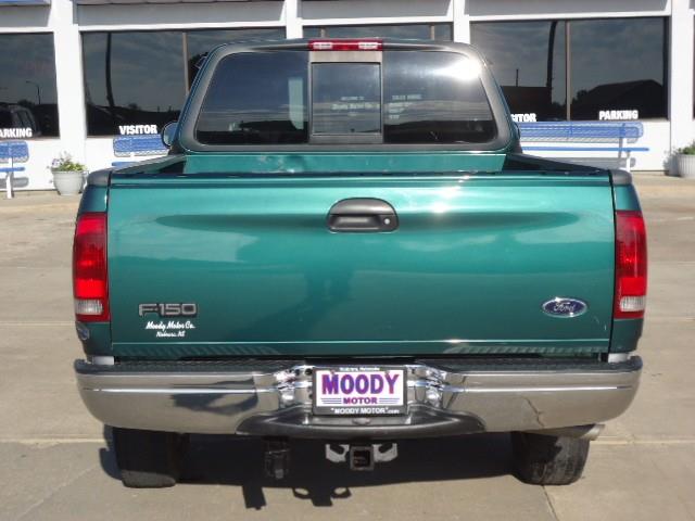 Ford F150 ESi Pickup Truck