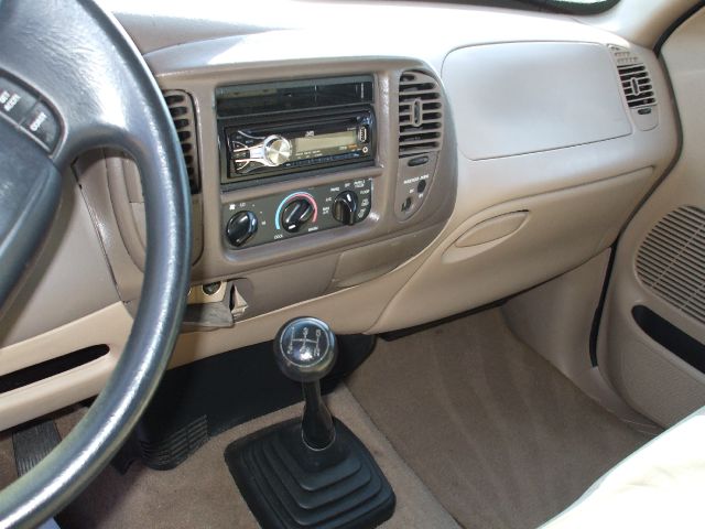 Ford F150 1999 photo 10