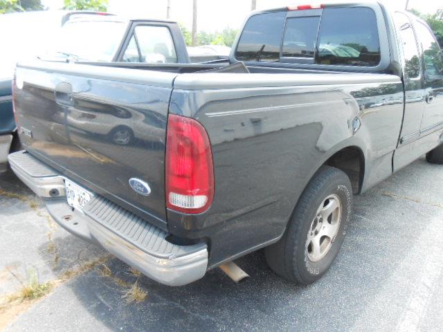 Ford F150 1999 photo 2