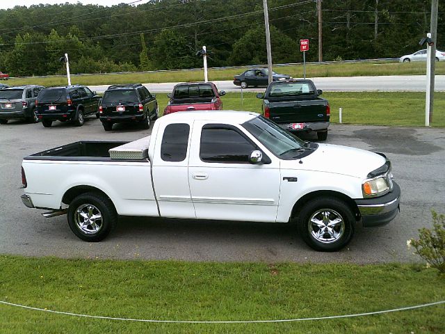 Ford F150 1999 photo 1