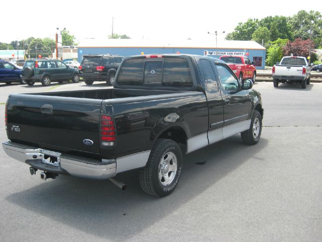 Ford F150 2000 photo 2
