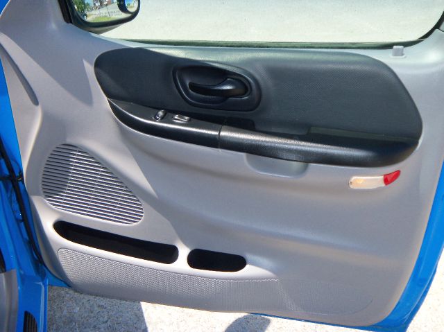 Ford F150 2000 photo 14