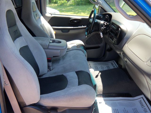 Ford F150 2000 photo 17