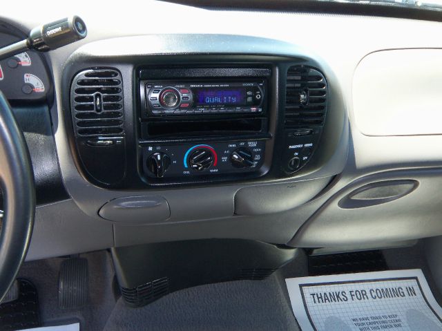 Ford F150 2000 photo 35