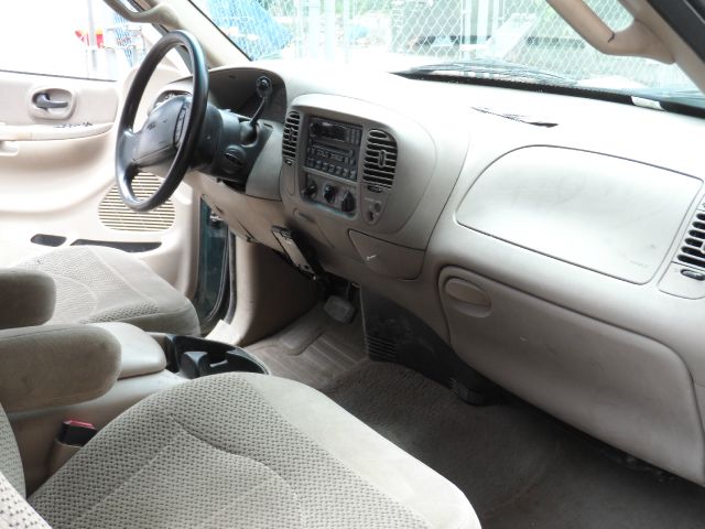 Ford F150 2000 photo 1