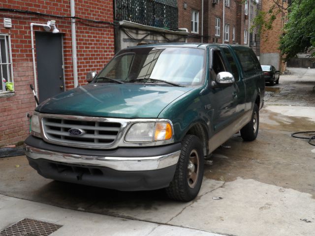Ford F150 2000 photo 2