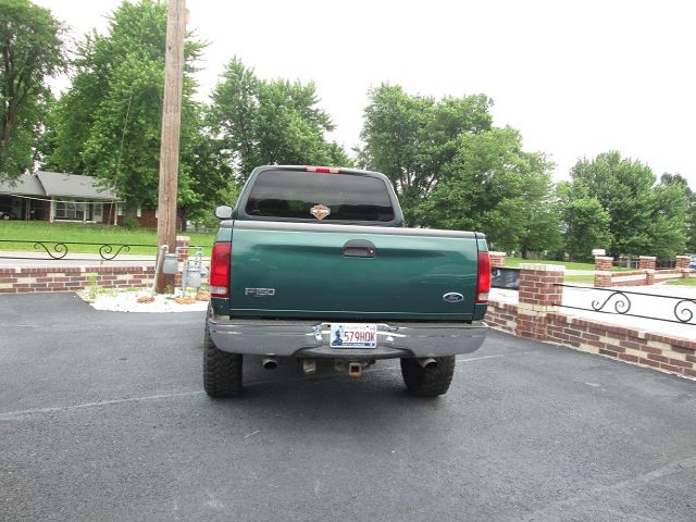 Ford F150 SLT 1 Ton Dually 4dr 35 Pickup Truck