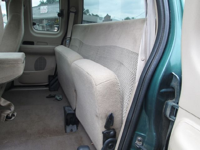 Ford F150 2000 photo 1