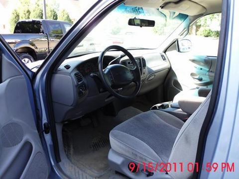 Ford F150 2000 photo 2