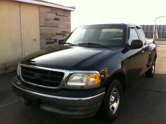 Ford F150 2001 photo 1