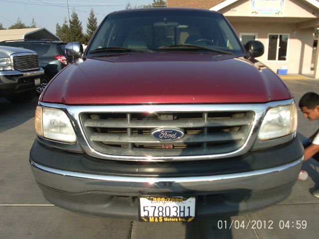 Ford F150 2001 photo 1
