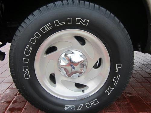 Ford F150 2001 photo 2