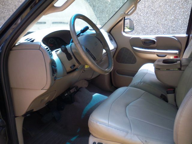 Ford F150 2001 photo 1