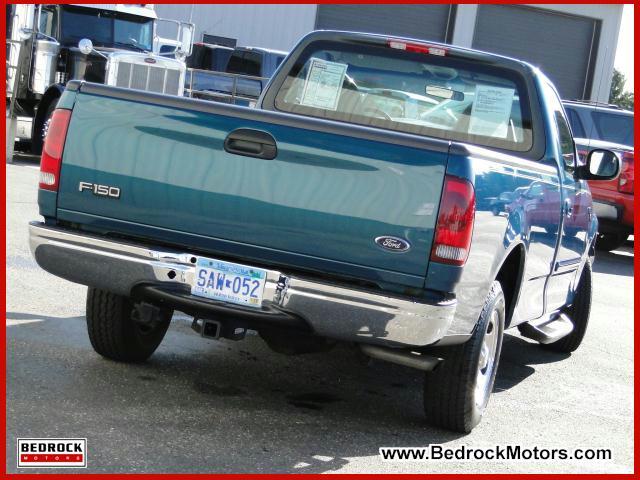 Ford F150 2001 photo 2