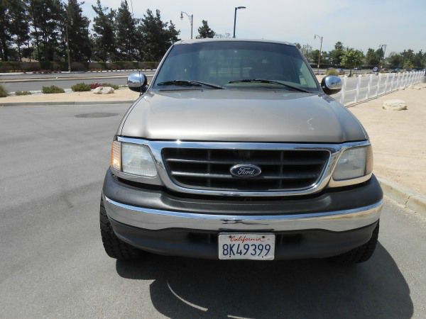 Ford F150 2001 photo 7