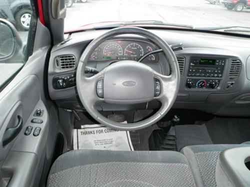 Ford F150 2001 photo 1