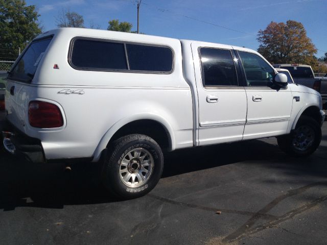 Ford F150 2001 photo 2