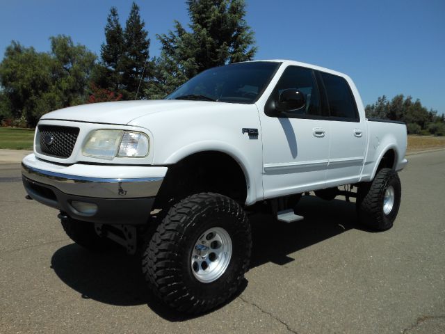 Ford F150 2001 photo 2
