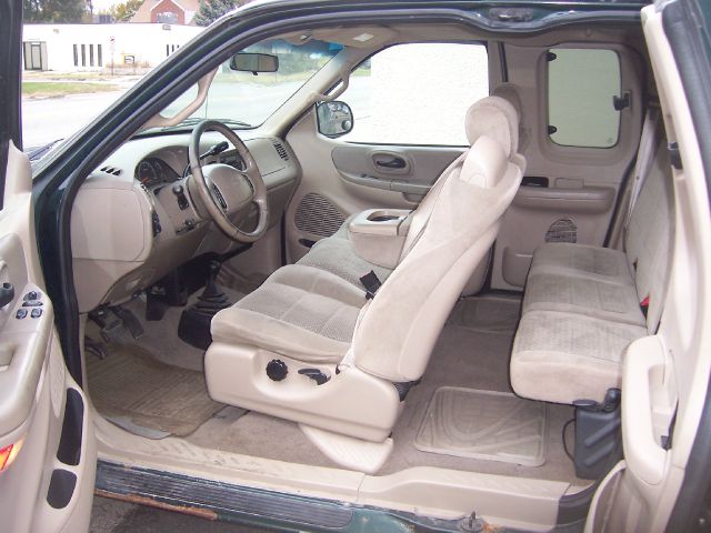 Ford F150 2001 photo 1