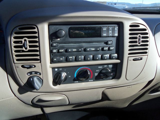 Ford F150 2001 photo 3