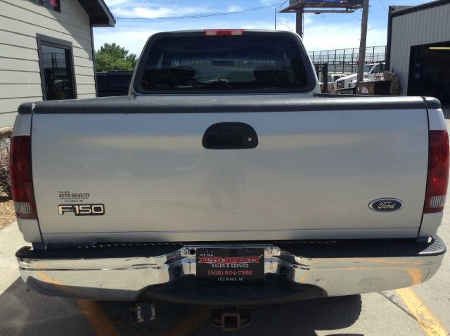 Ford F150 2001 photo 2