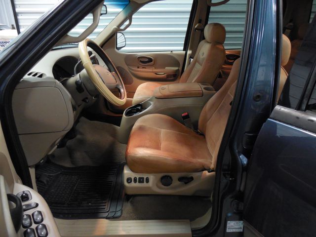 Ford F150 2001 photo 2