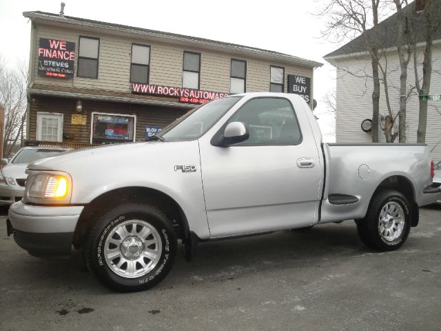 Ford F150 2001 photo 1