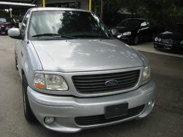 Ford F150 2001 photo 3