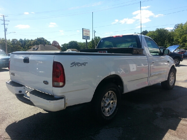 Ford F150 2001 photo 1
