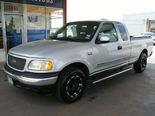 Ford F150 2001 photo 2