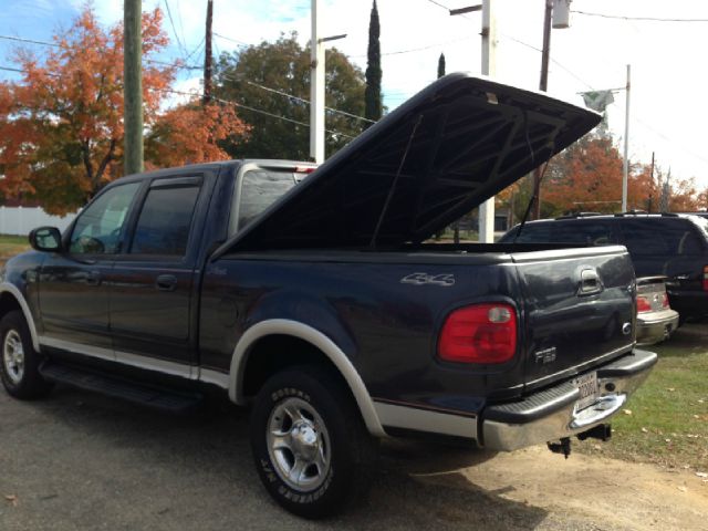 Ford F150 XLT Supercrew Short Bed 2WD Pickup Truck