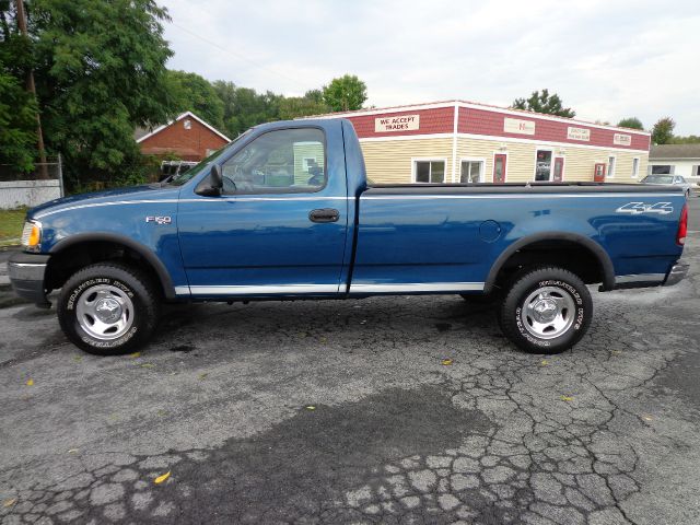 Ford F150 2001 photo 2