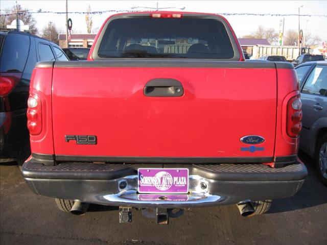 Ford F150 Ext Cab Shortbox XLT 4X4 Pickup Truck