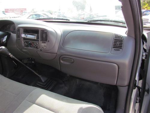 Ford F150 2001 photo 3